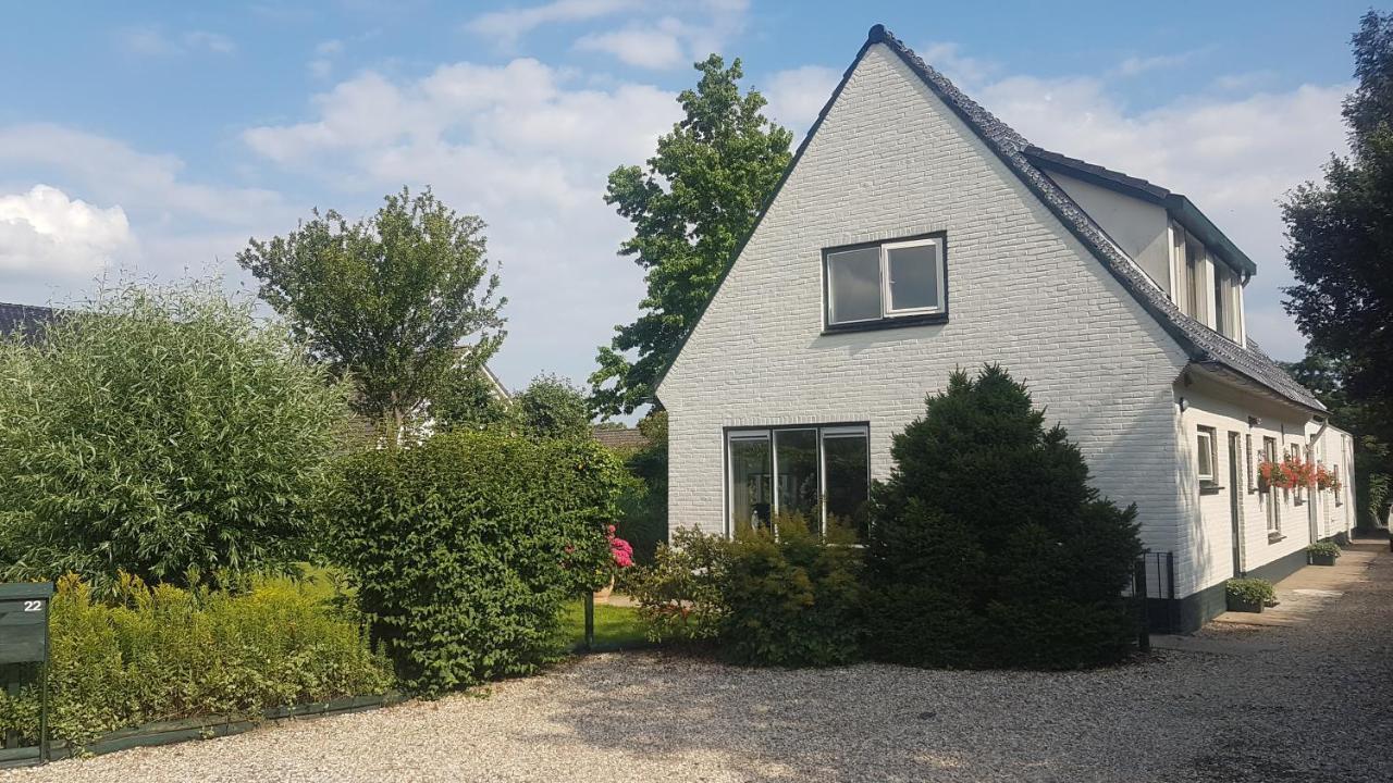 Zonnig Appartement Maasbommel. エクステリア 写真